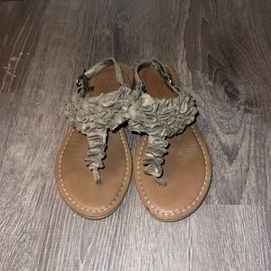 Pair of size 5 Aldo beige sandals/flats. Good used condition